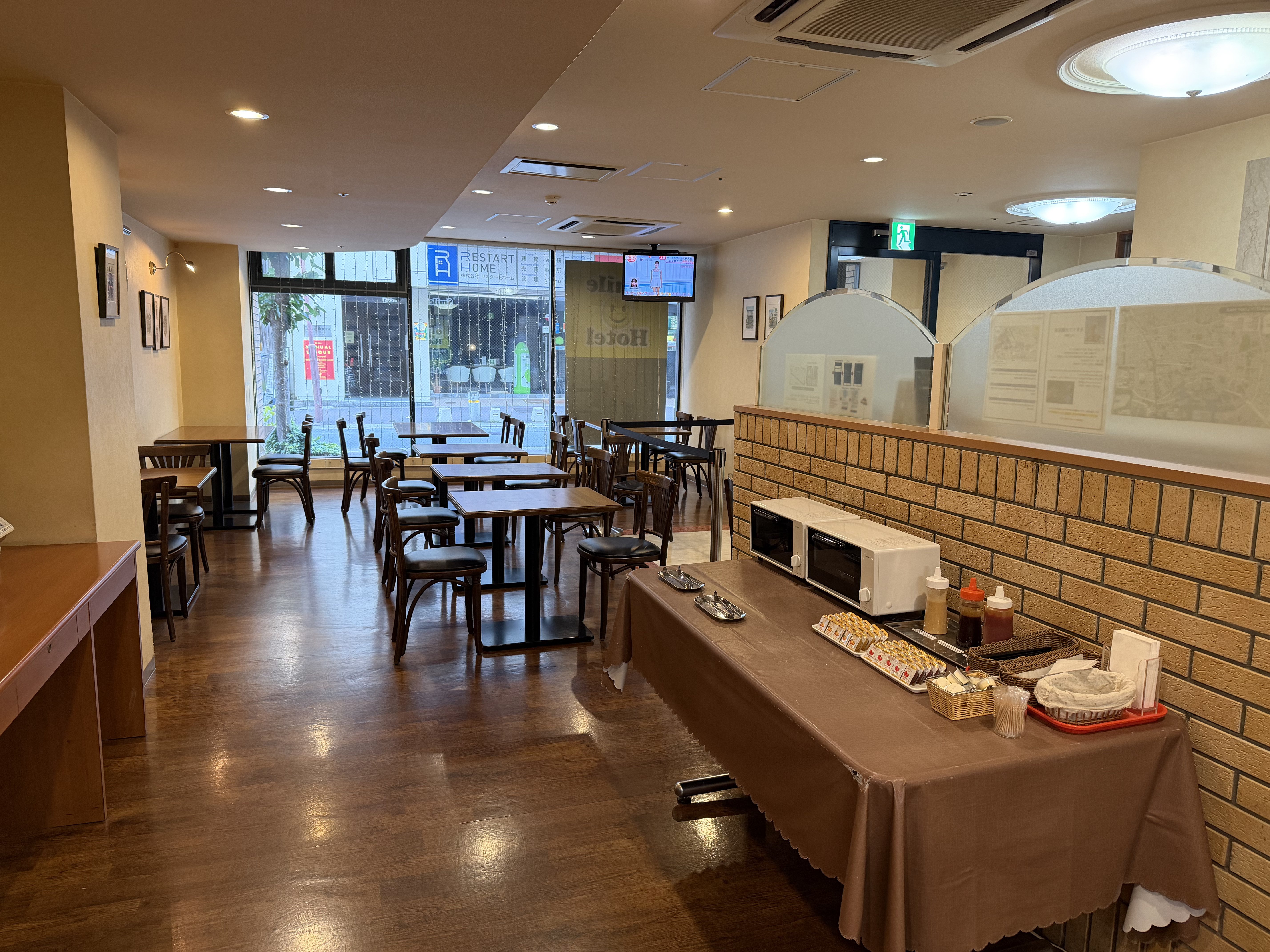 1階朝食会場