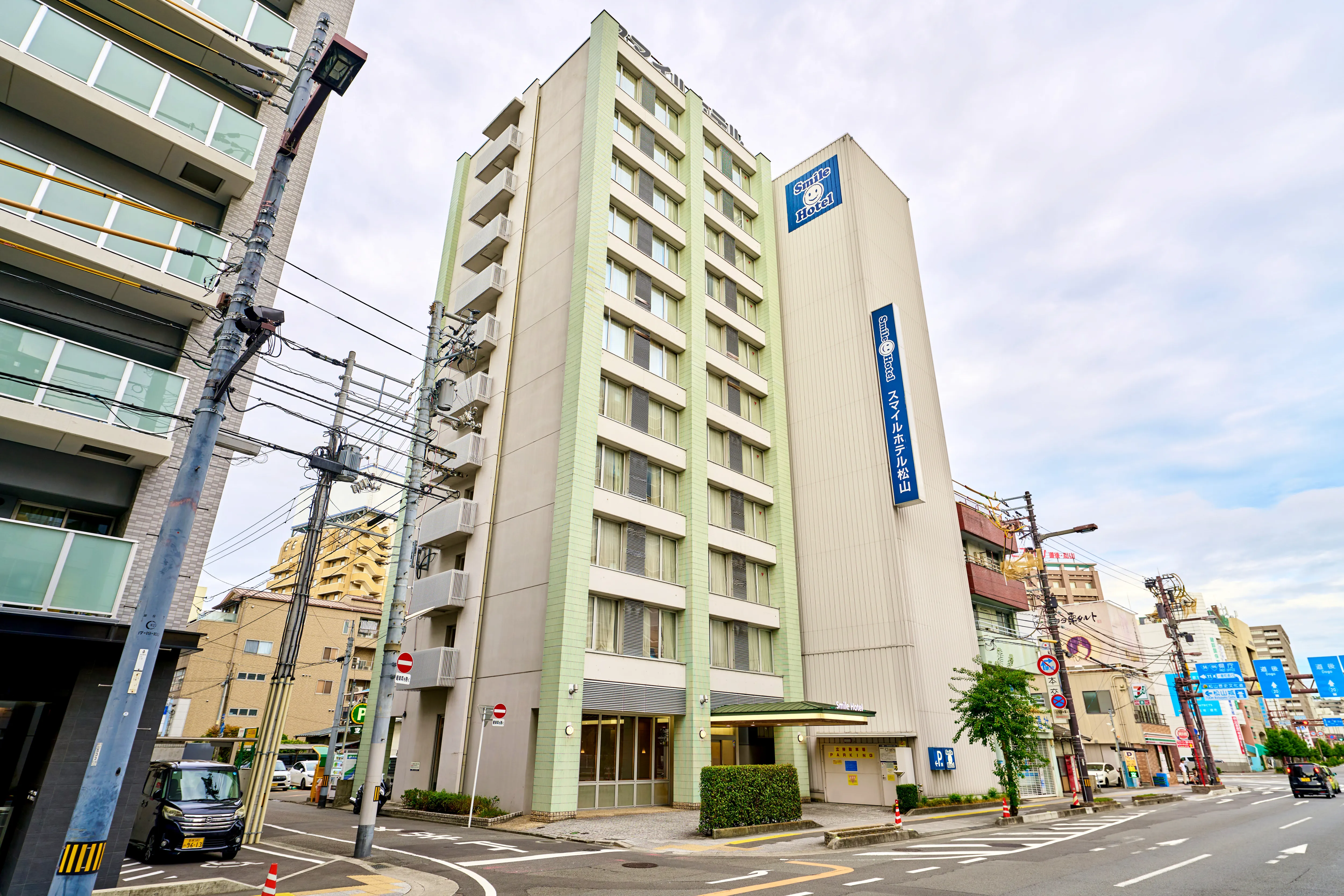 スマイルホテル松山の写真1